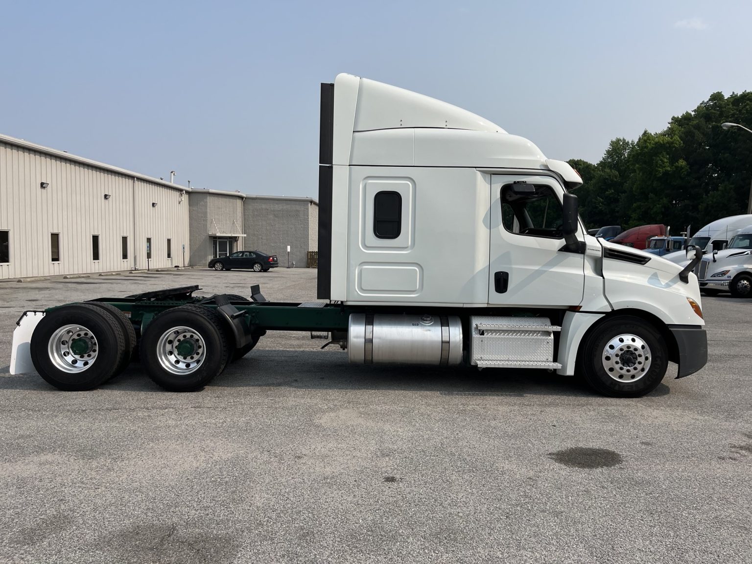 2020 Freightliner Cascadia Truck Enterprises Inc.