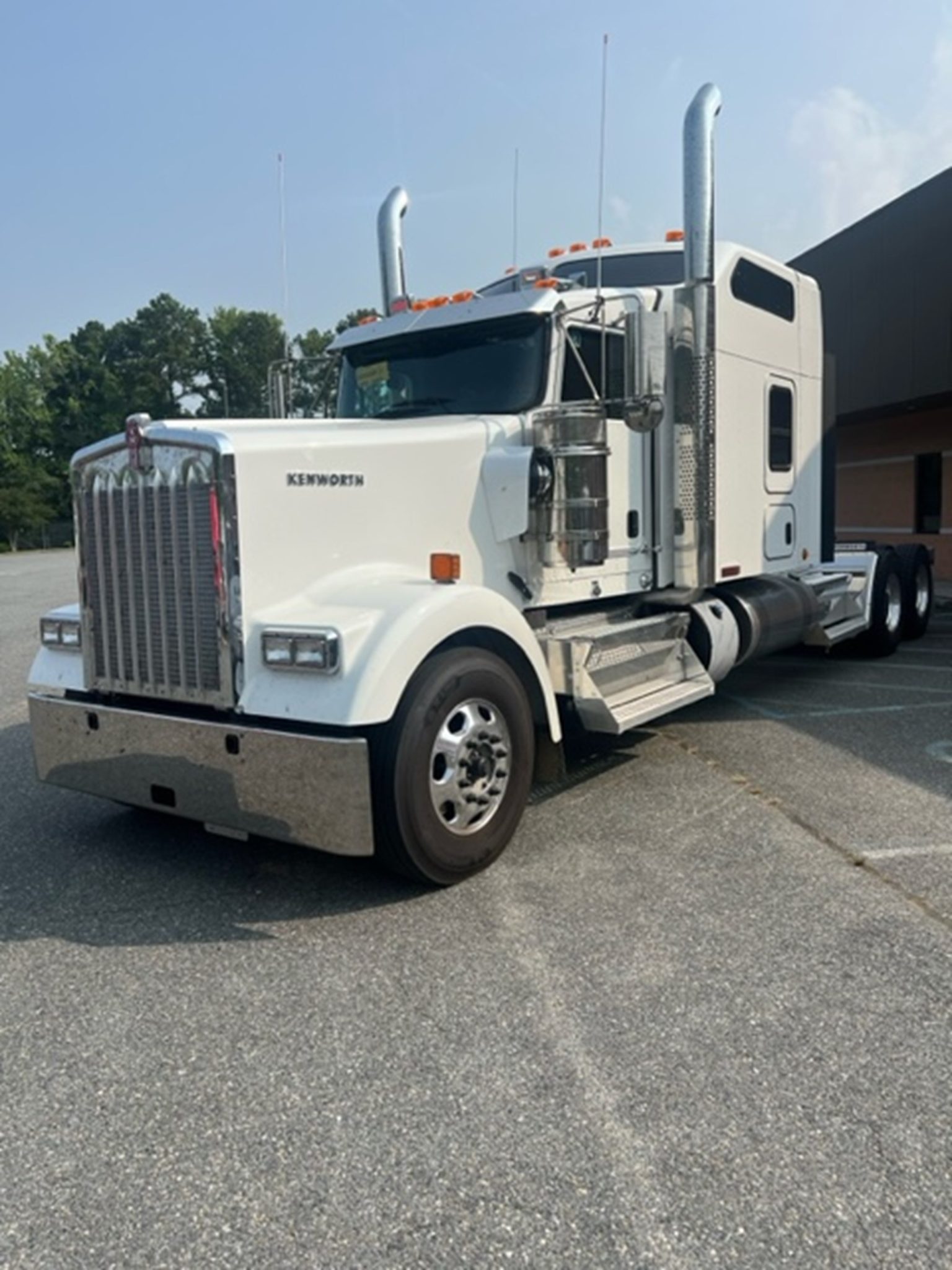 2024 Kenworth W900B Truck Enterprises Inc.