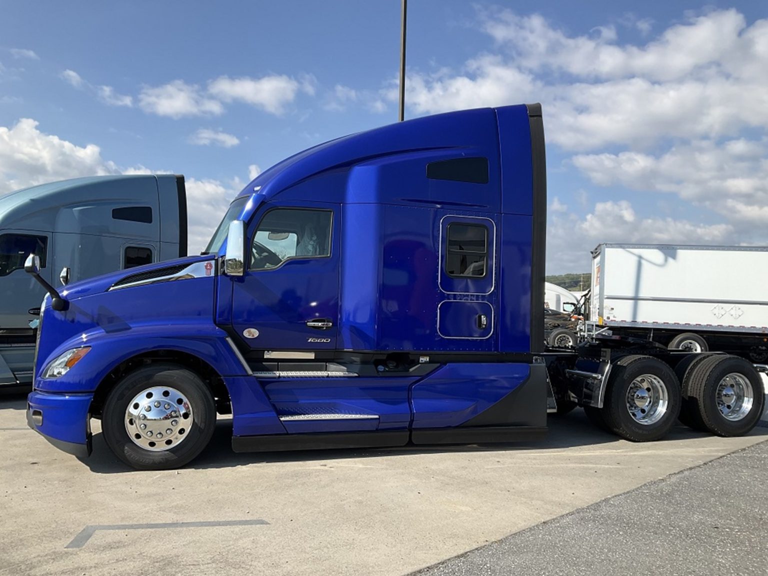 2024 Kenworth T680 Next Gen Truck Enterprises Inc.