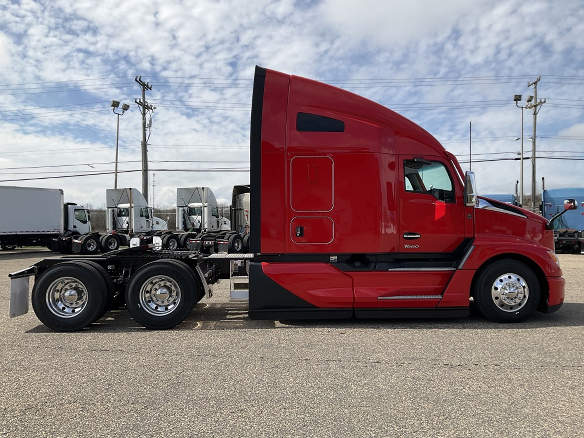 2025 Kenworth T680 Next Gen - image 4 of 6