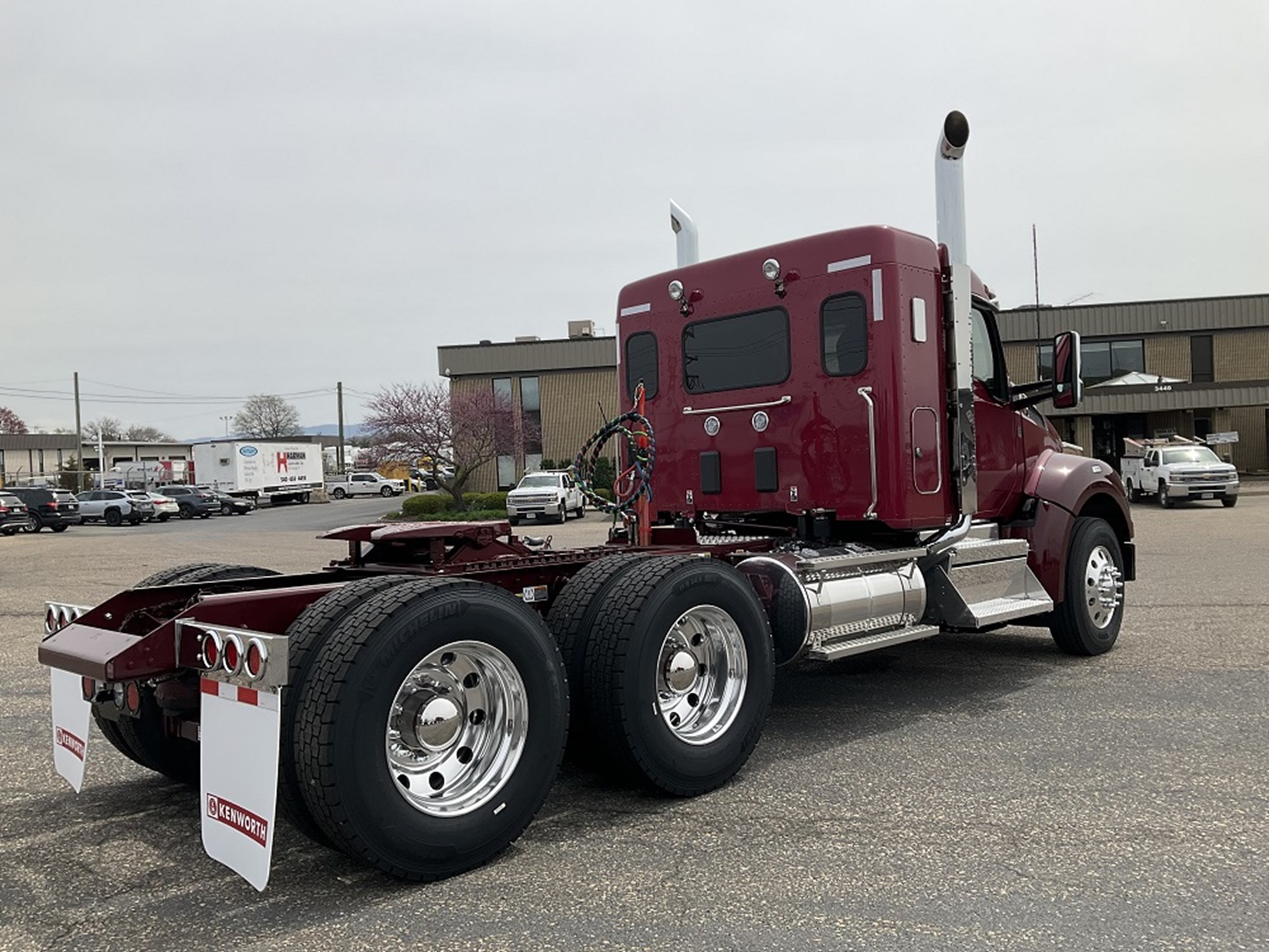 2025 Kenworth T880 - image 4 of 6