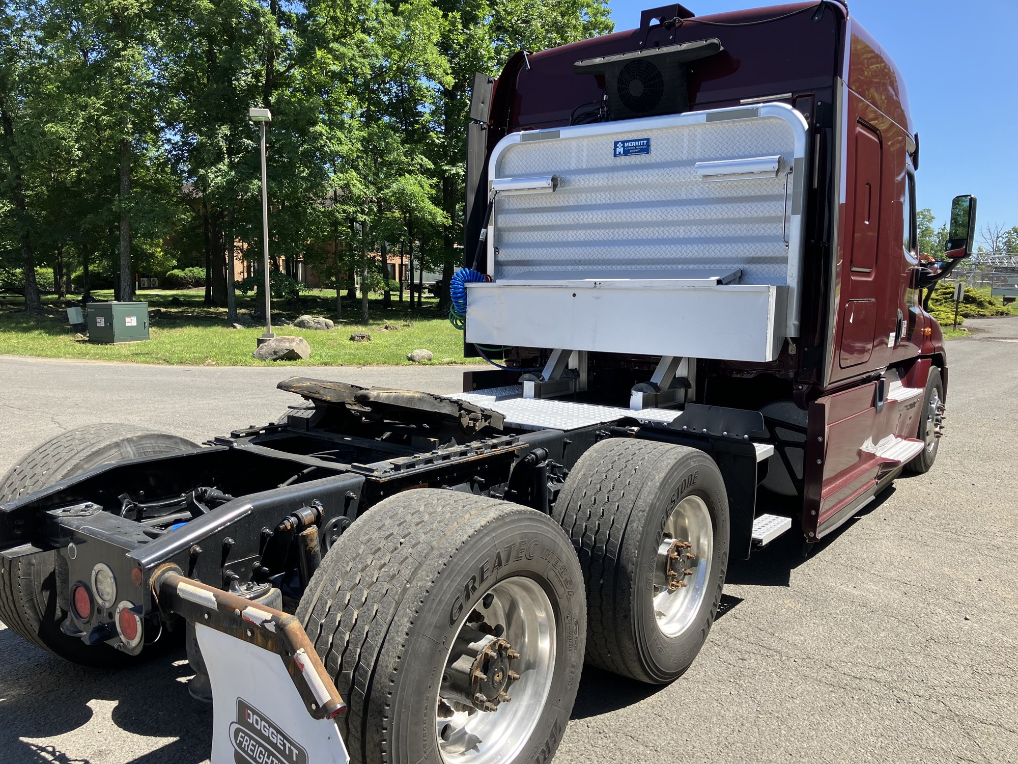 2018 Freightliner Cascadia - image 6 of 6